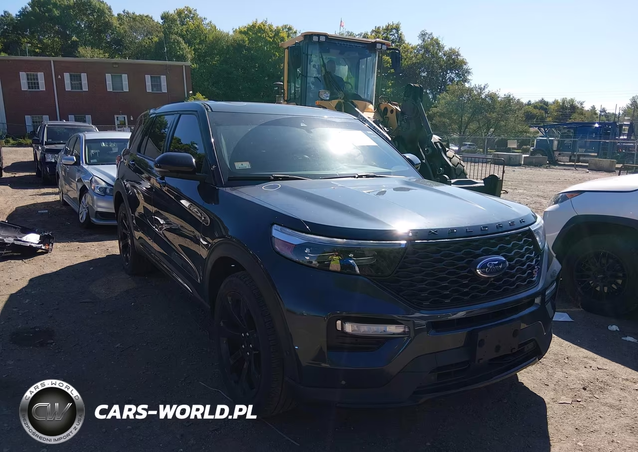 2022 Ford Explorer St