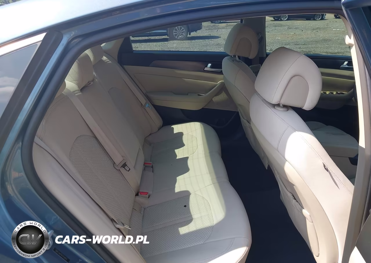 2015 Hyundai Sonata Sport VIN:5NPE34AF9FH154810 - 8
