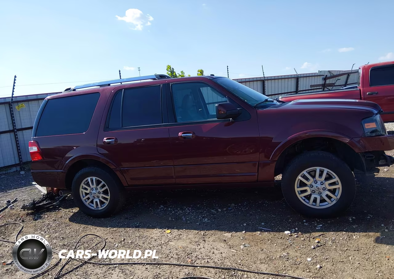 2012 Ford Expedition Limited VIN:1FMJU1K53CEF10840 - 14