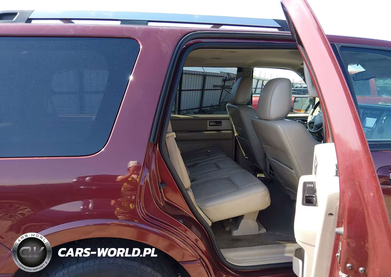 2012 Ford Expedition Limited VIN:1FMJU1K53CEF10840 - 8