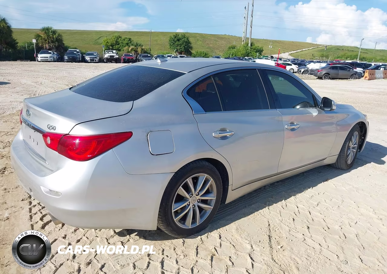 2016 Infiniti Q50 2.0T Base-2.0T Premium VIN:JN1CV7APXGM201770 - 4
