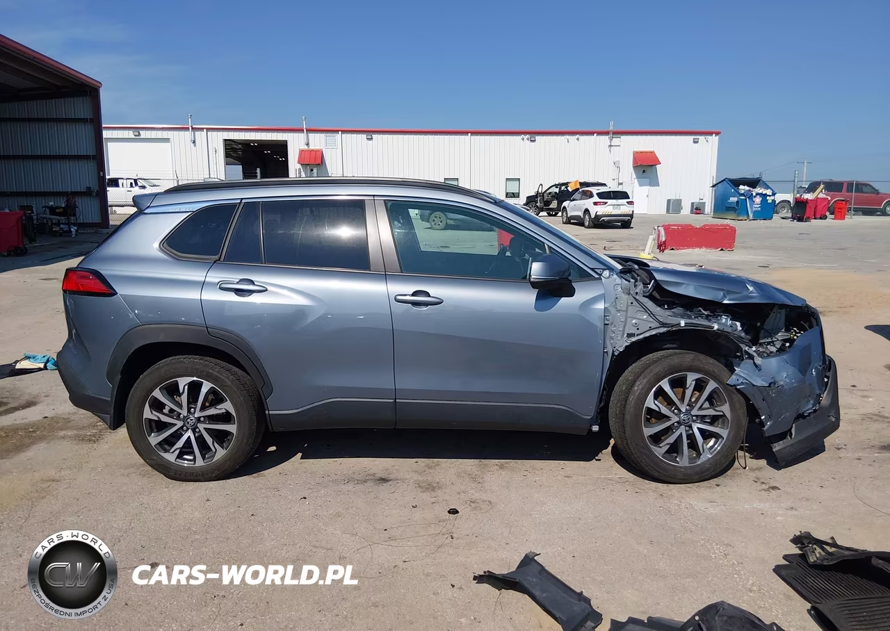 2023 Toyota Corolla Cross Xle VIN:7MUDAAAG4PV070971 - 14