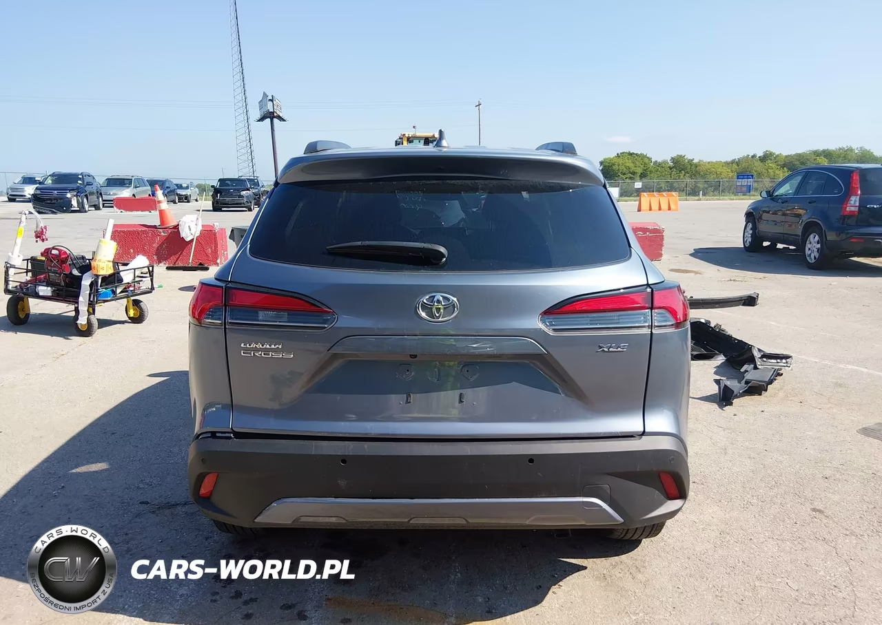 2023 Toyota Corolla Cross Xle VIN:7MUDAAAG4PV070971 - 17