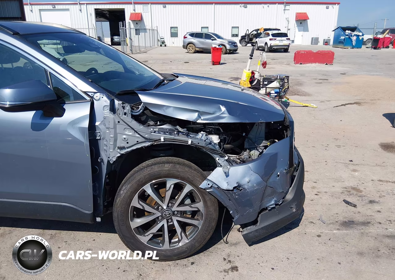 2023 Toyota Corolla Cross Xle VIN:7MUDAAAG4PV070971 - 6