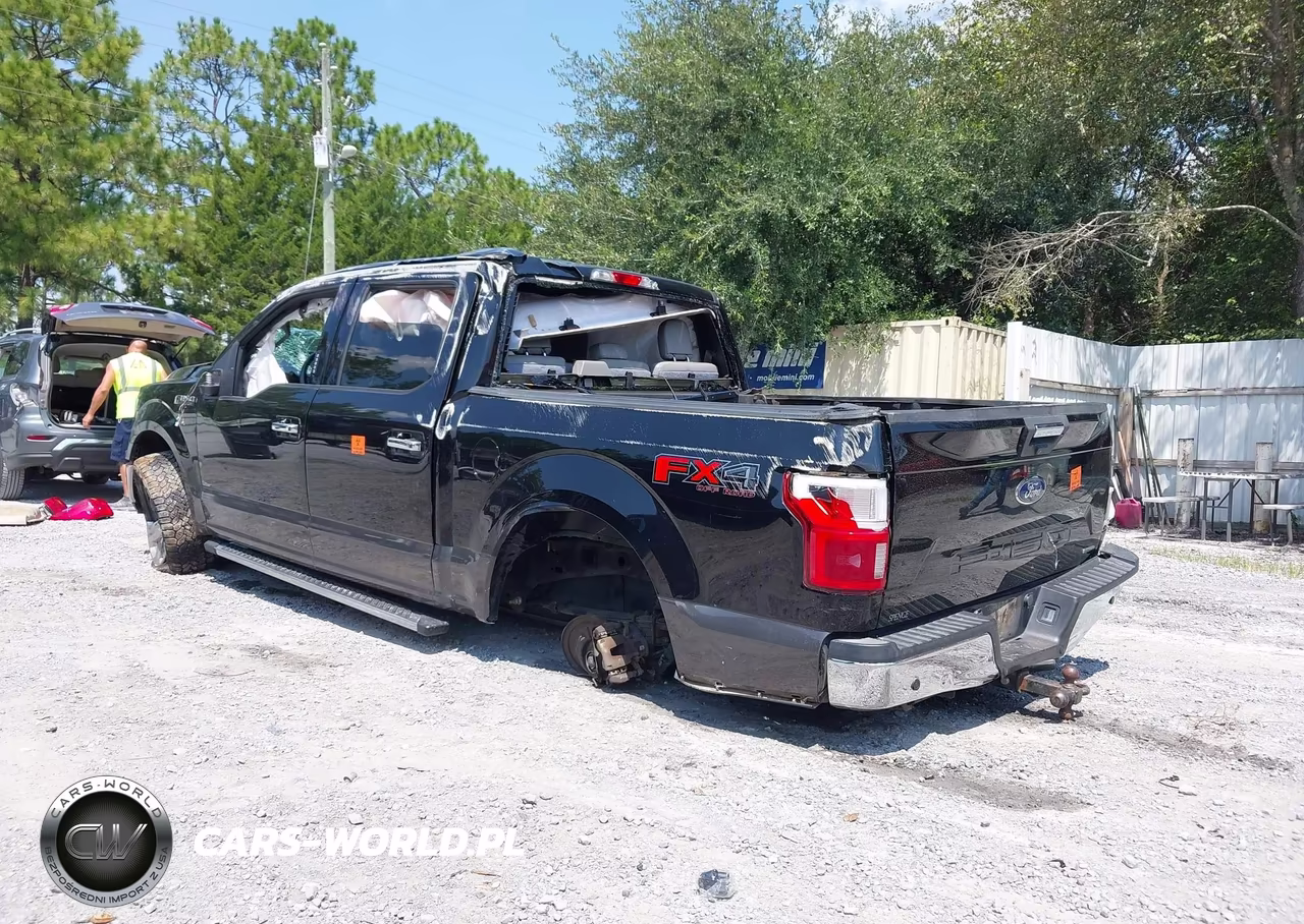 2018 Ford F-150 Xlt VIN:1FTEW1EG8JKF68132 - 3
