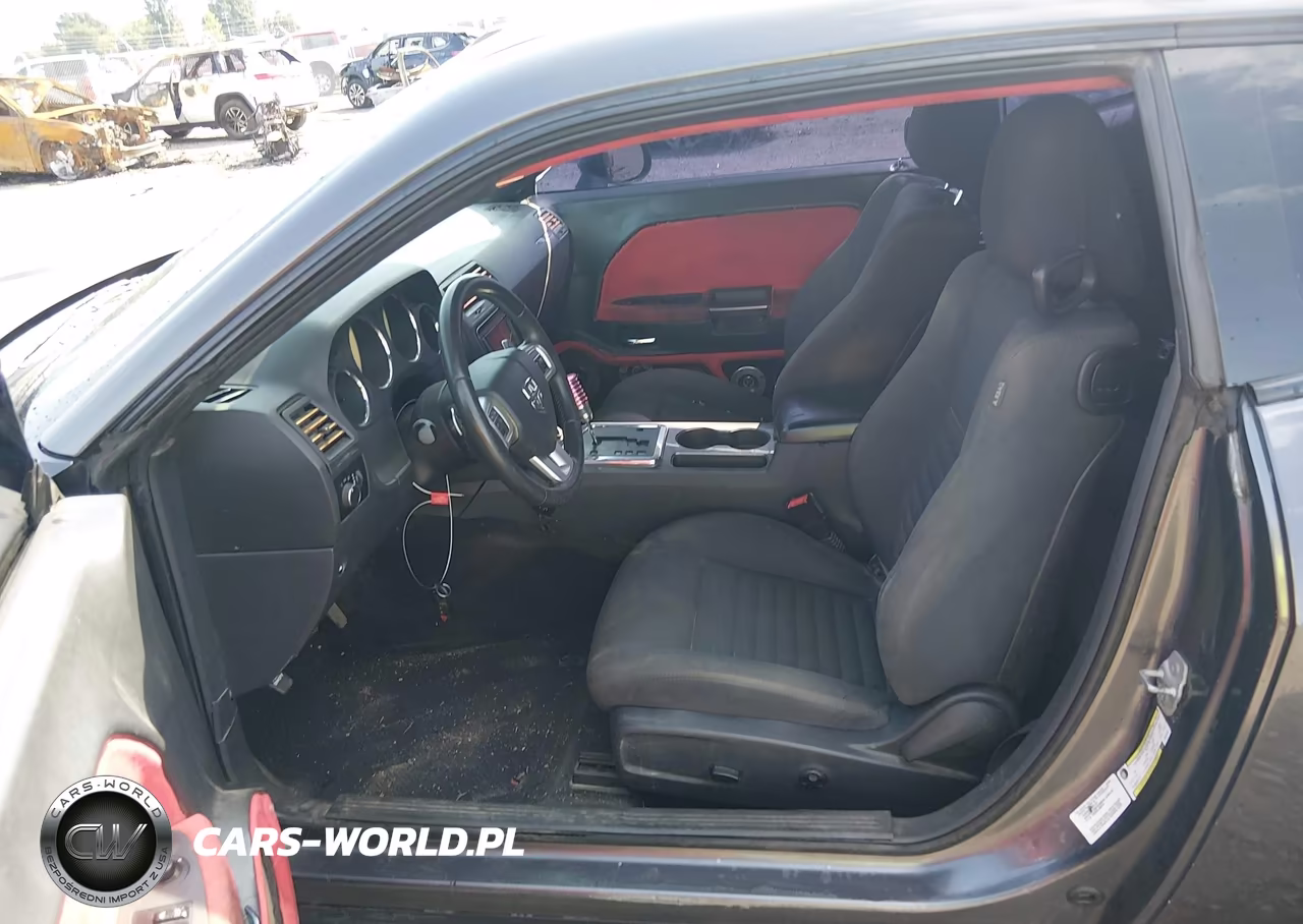 2013 Dodge Challenger Sxt VIN:2C3CDYAG9DH723797 - 17