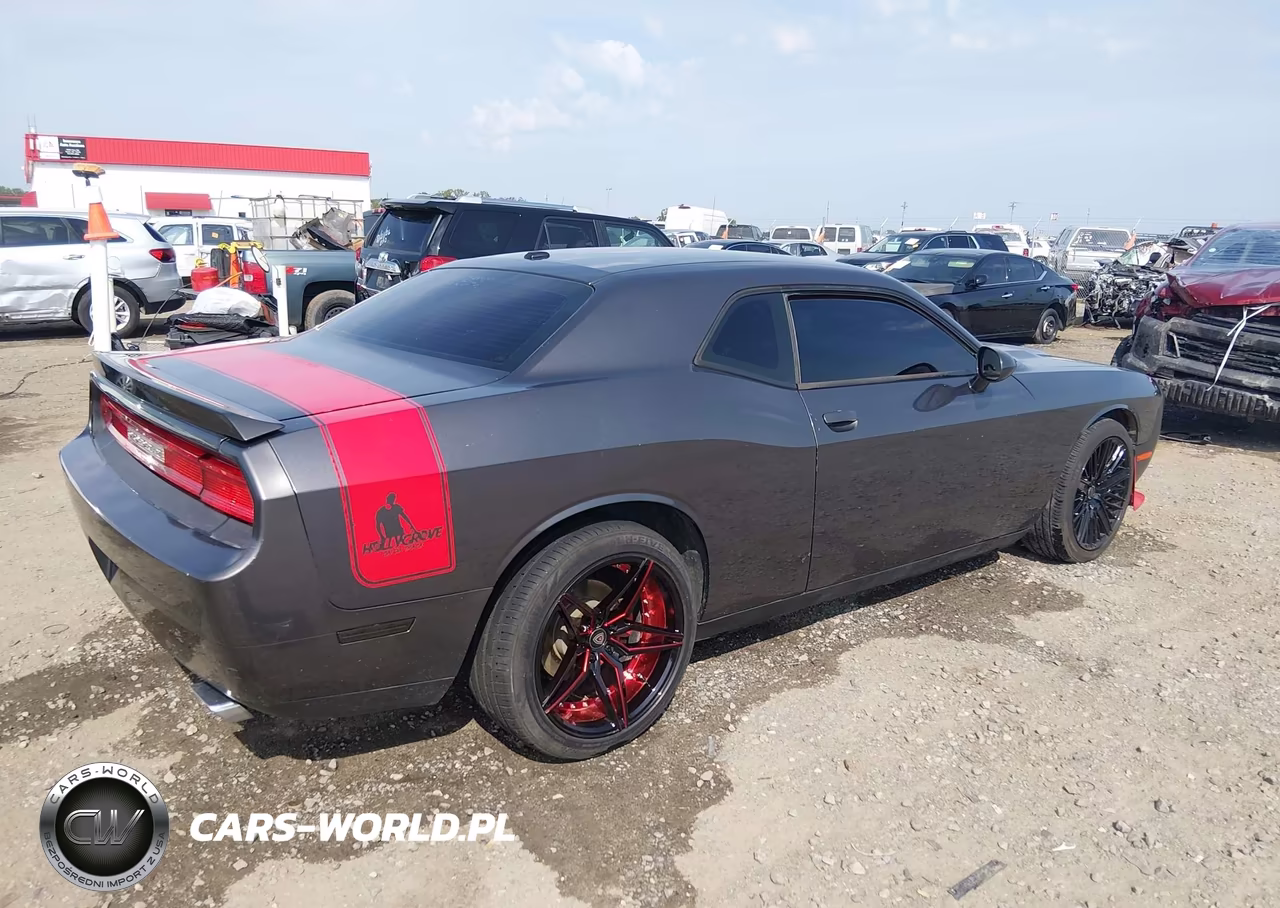 2013 Dodge Challenger Sxt VIN:2C3CDYAG9DH723797 - 4