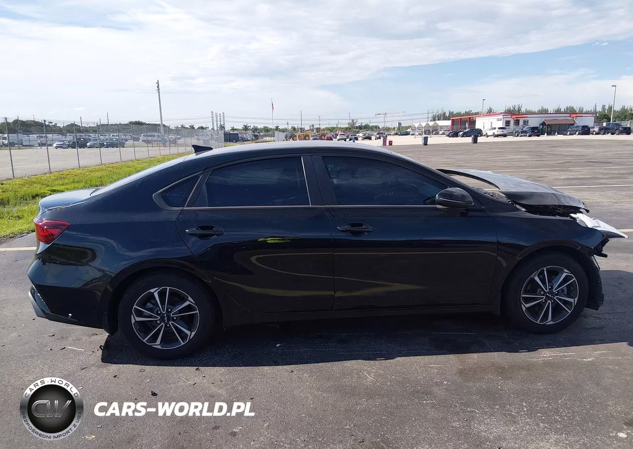 2023 Kia Forte Lxs VIN:3KPF24AD3PE671726 - 14