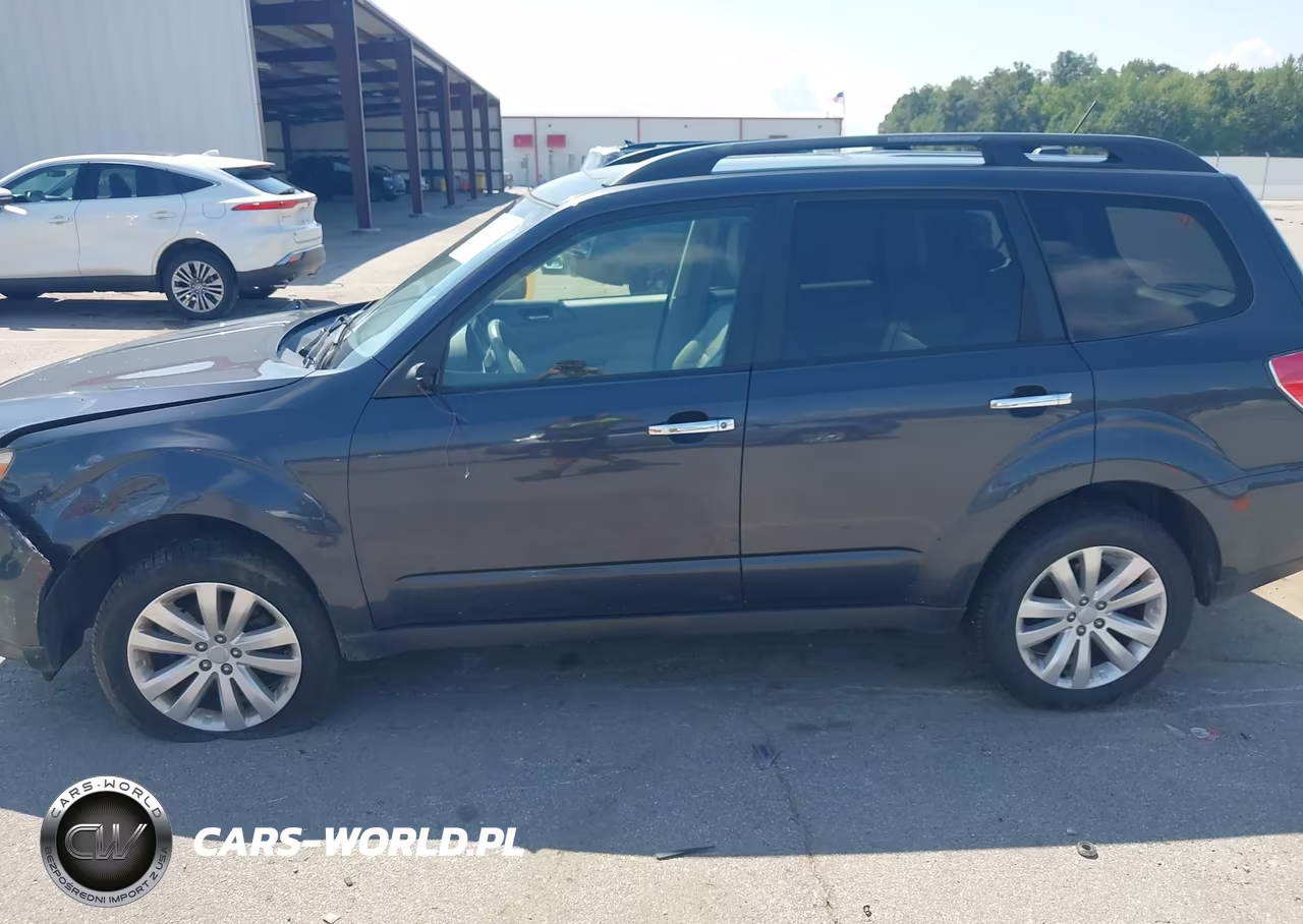 2012 Subaru Forester 2.5X Limited VIN:JF2SHBEC3CH422142 - 14