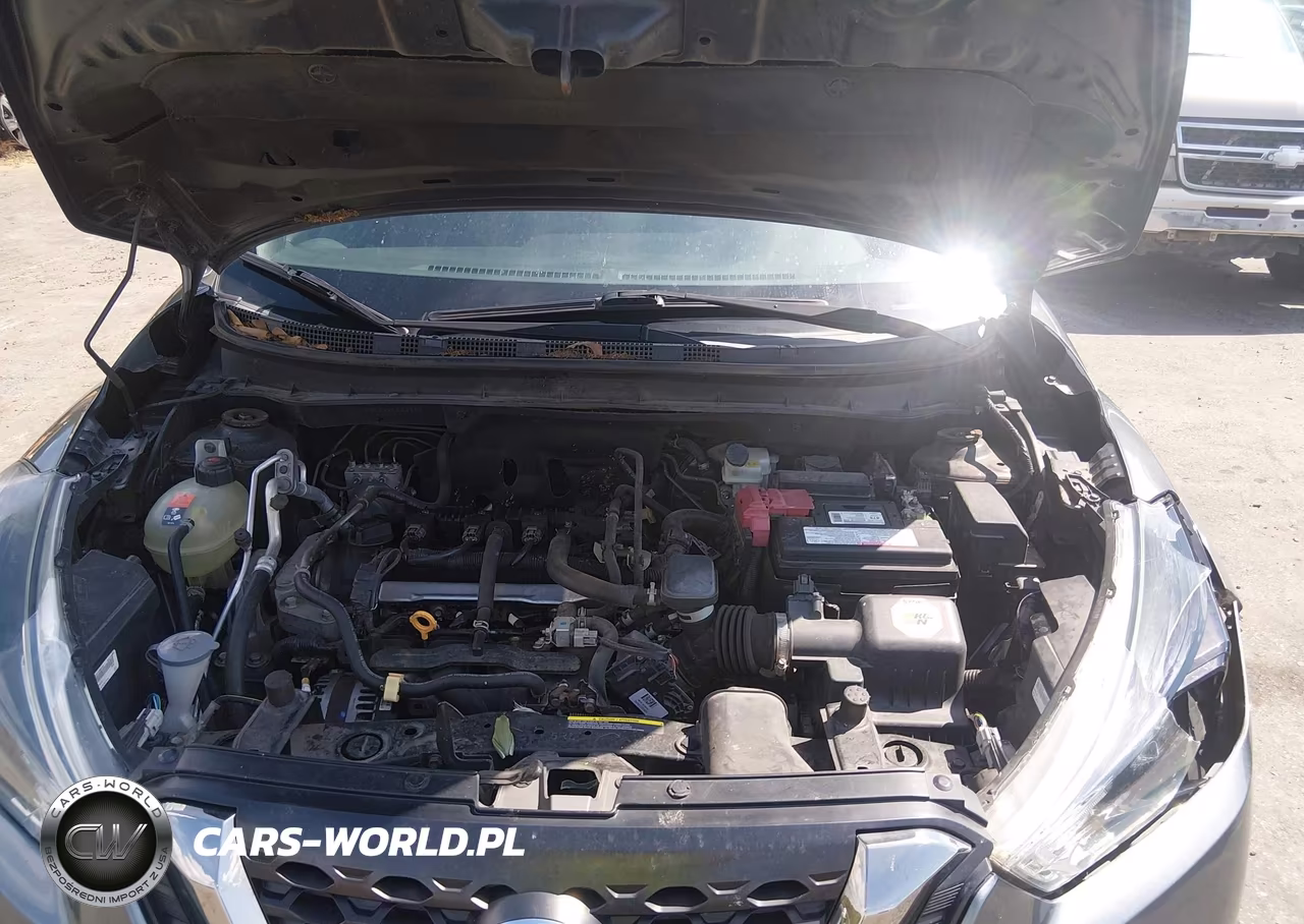 2019 Nissan Kicks Sr VIN:3N1CP5CU4KL543896 - 10