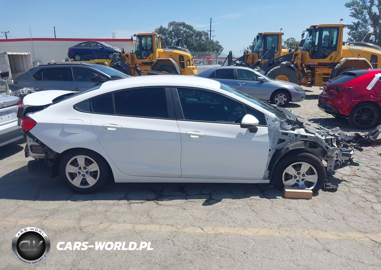 2018 Chevrolet Cruze Ls Auto VIN:1G1BC5SM0J7127541 - 14
