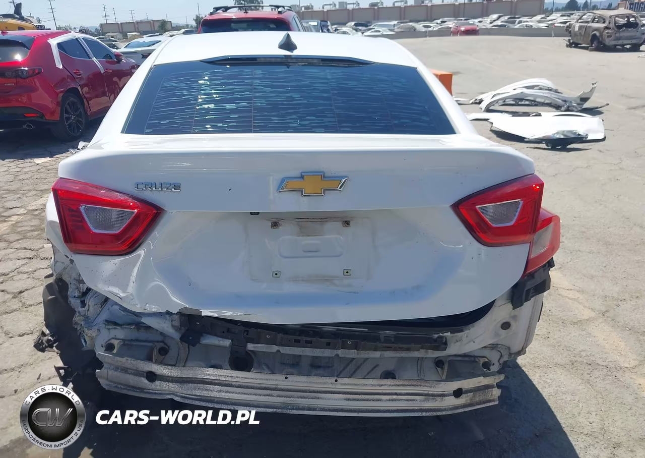 2018 Chevrolet Cruze Ls Auto VIN:1G1BC5SM0J7127541 - 17