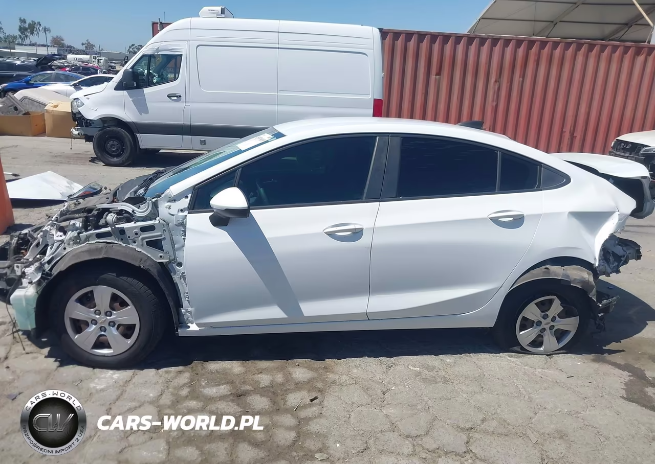 2018 Chevrolet Cruze Ls Auto VIN:1G1BC5SM0J7127541 - 19