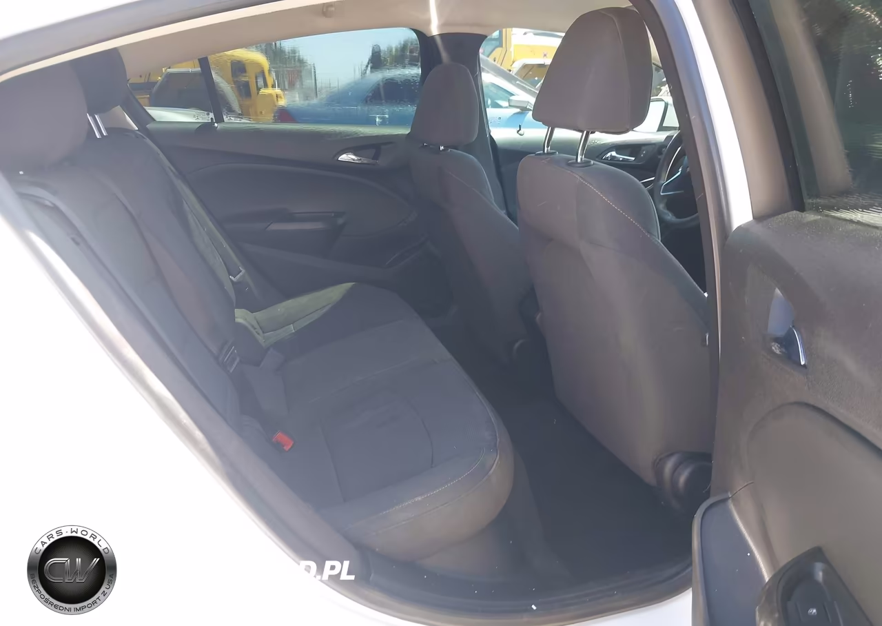 2018 Chevrolet Cruze Ls Auto VIN:1G1BC5SM0J7127541 - 8