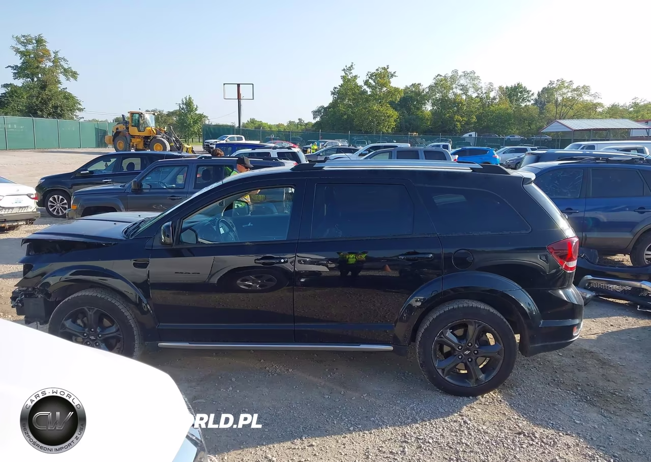 2020 Dodge Journey Crossroad VIN:3C4PDCGB2LT265795 - 15