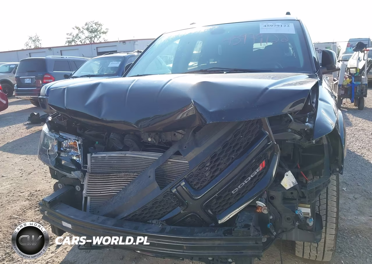 2020 Dodge Journey Crossroad VIN:3C4PDCGB2LT265795 - 6