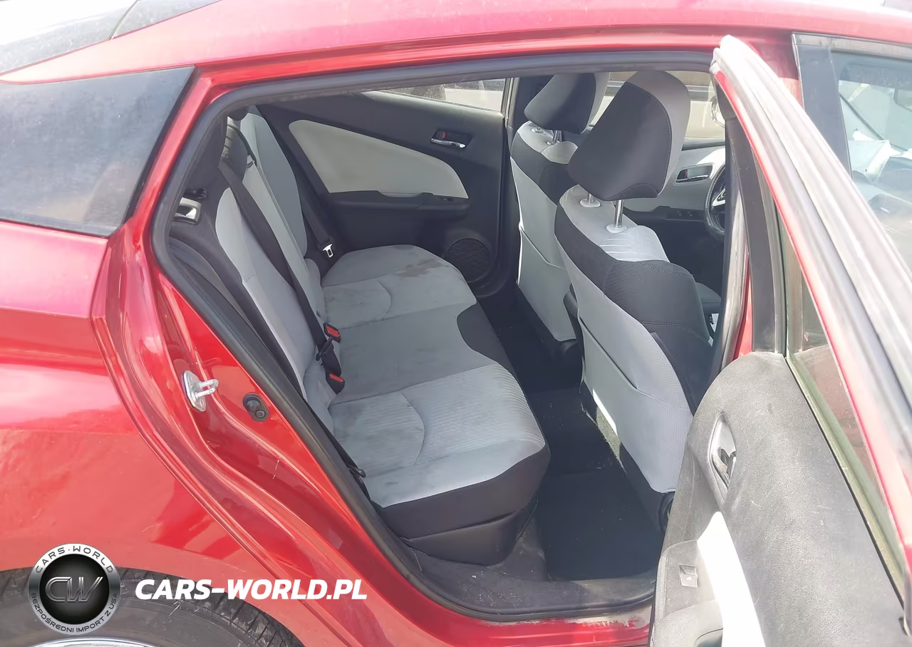 2016 Toyota Prius Three VIN:JTDKARFU0G3524908 - 8