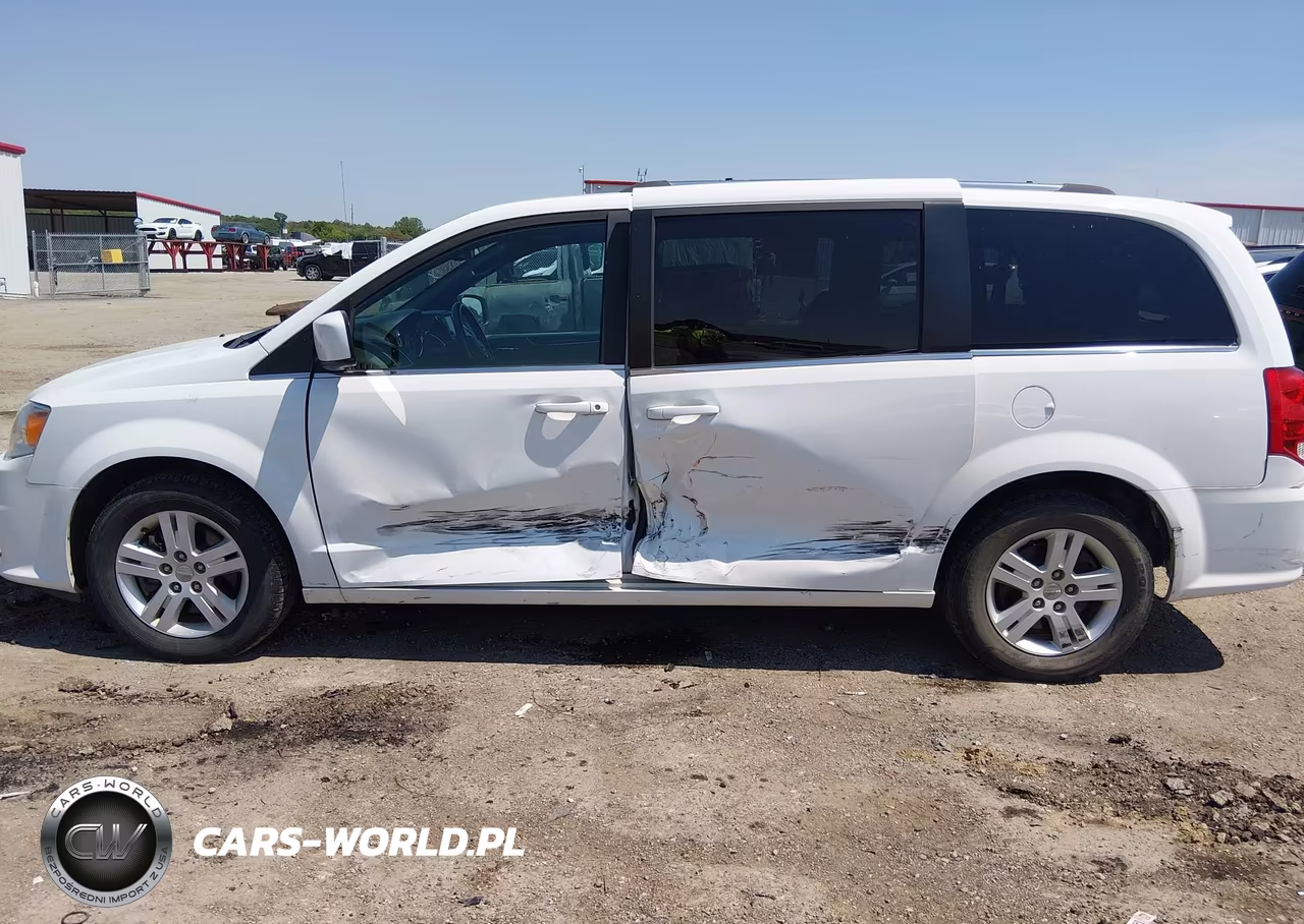 2018 Dodge Grand Caravan Sxt VIN:2C4RDGCG0JR224082 - 15