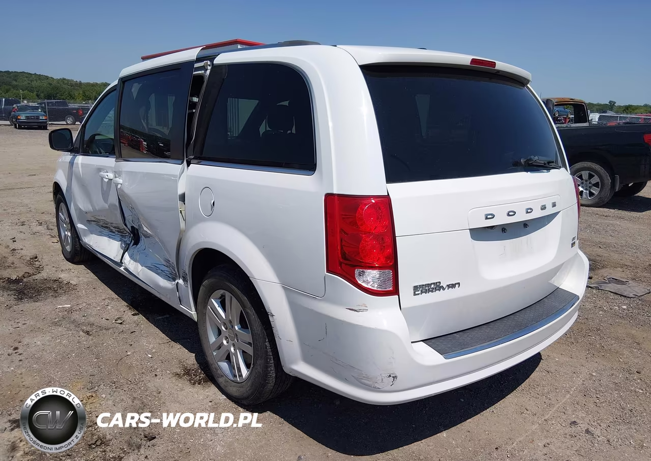 2018 Dodge Grand Caravan Sxt VIN:2C4RDGCG0JR224082 - 3