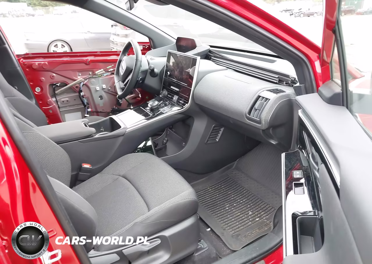2025 Subaru Solterra Premium VIN:JTMABABA2SA106800 - 5