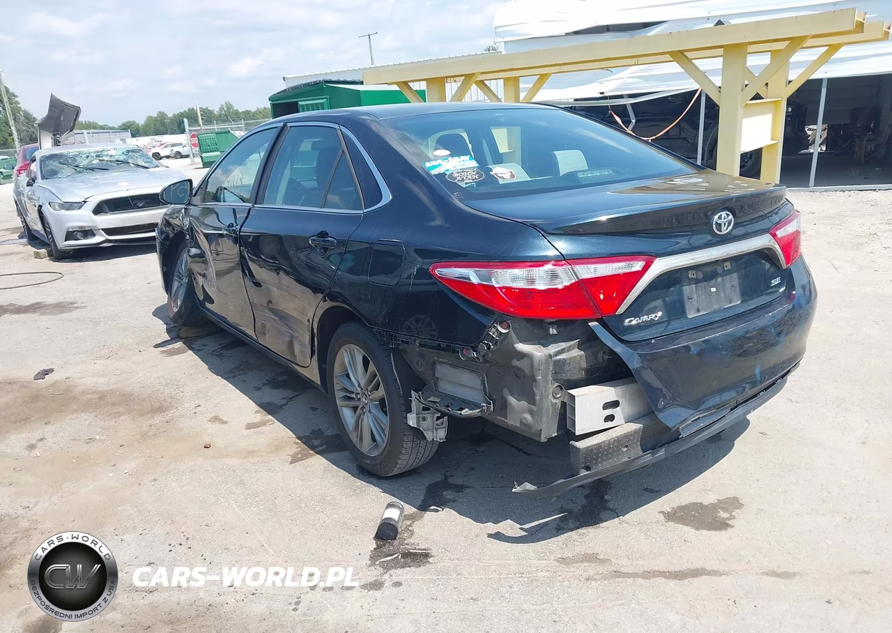 2016 Toyota Camry Se VIN:4T1BF1FK5GU188728 - 3
