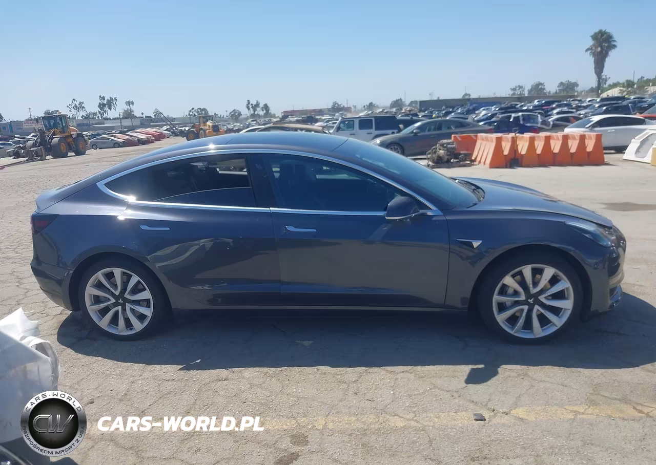 2018 Tesla Model 3 Long Range-Mid Range VIN:5YJ3E1EA5JF012086 - 13
