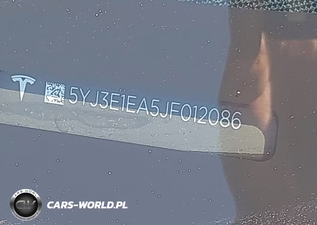 2018 Tesla Model 3 Long Range-Mid Range VIN:5YJ3E1EA5JF012086 - 9