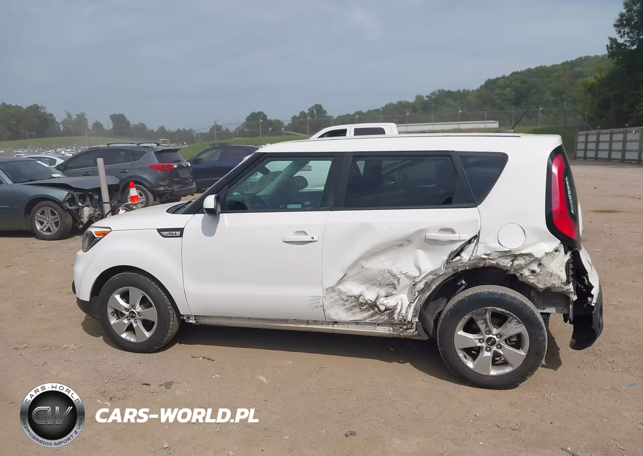 2019 Kia Soul VIN:KNDJN2A21K7919419 - 15