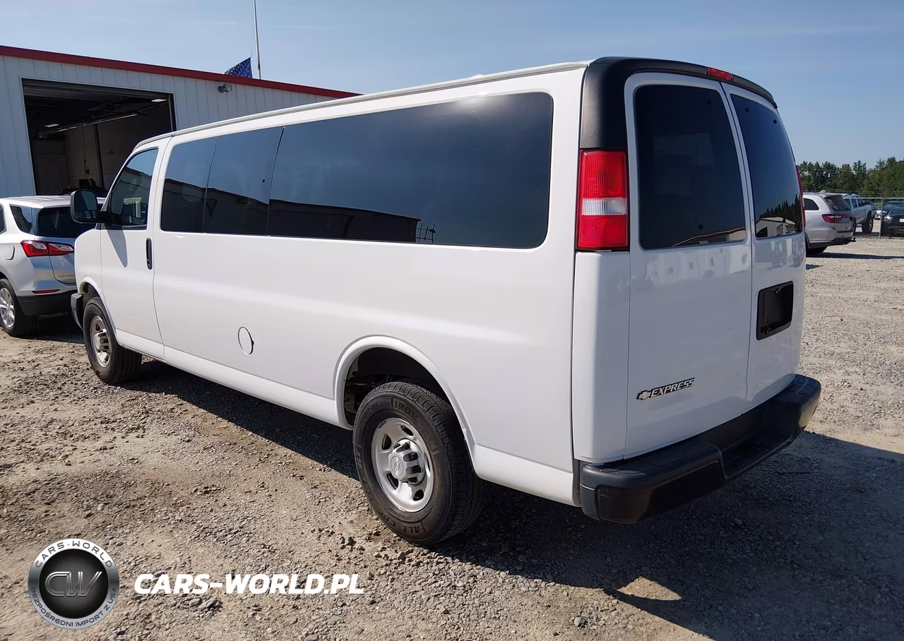 2019 Chevrolet Express 3500 Ls VIN:1GAZGNFG3K1361586 - 3