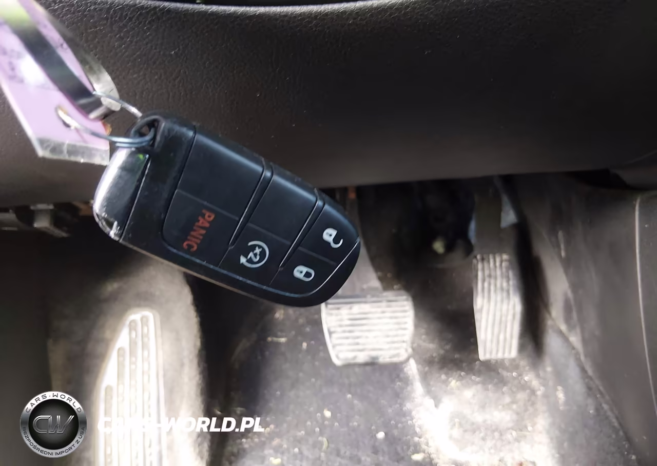 2019 Jeep Compass Latitude VIN:3C4NJDBB1KT682871 - 11