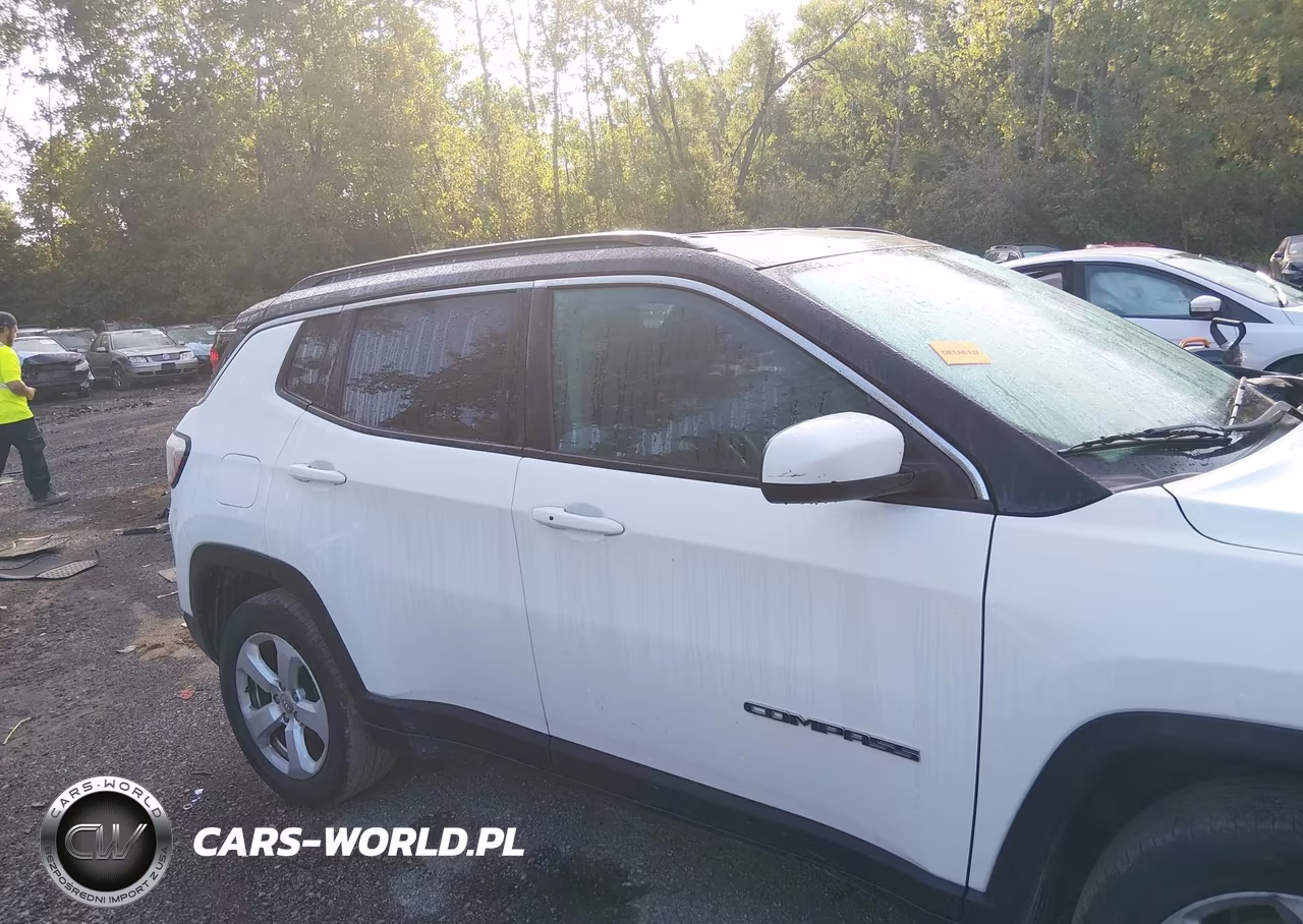 2019 Jeep Compass Latitude VIN:3C4NJDBB1KT682871 - 13