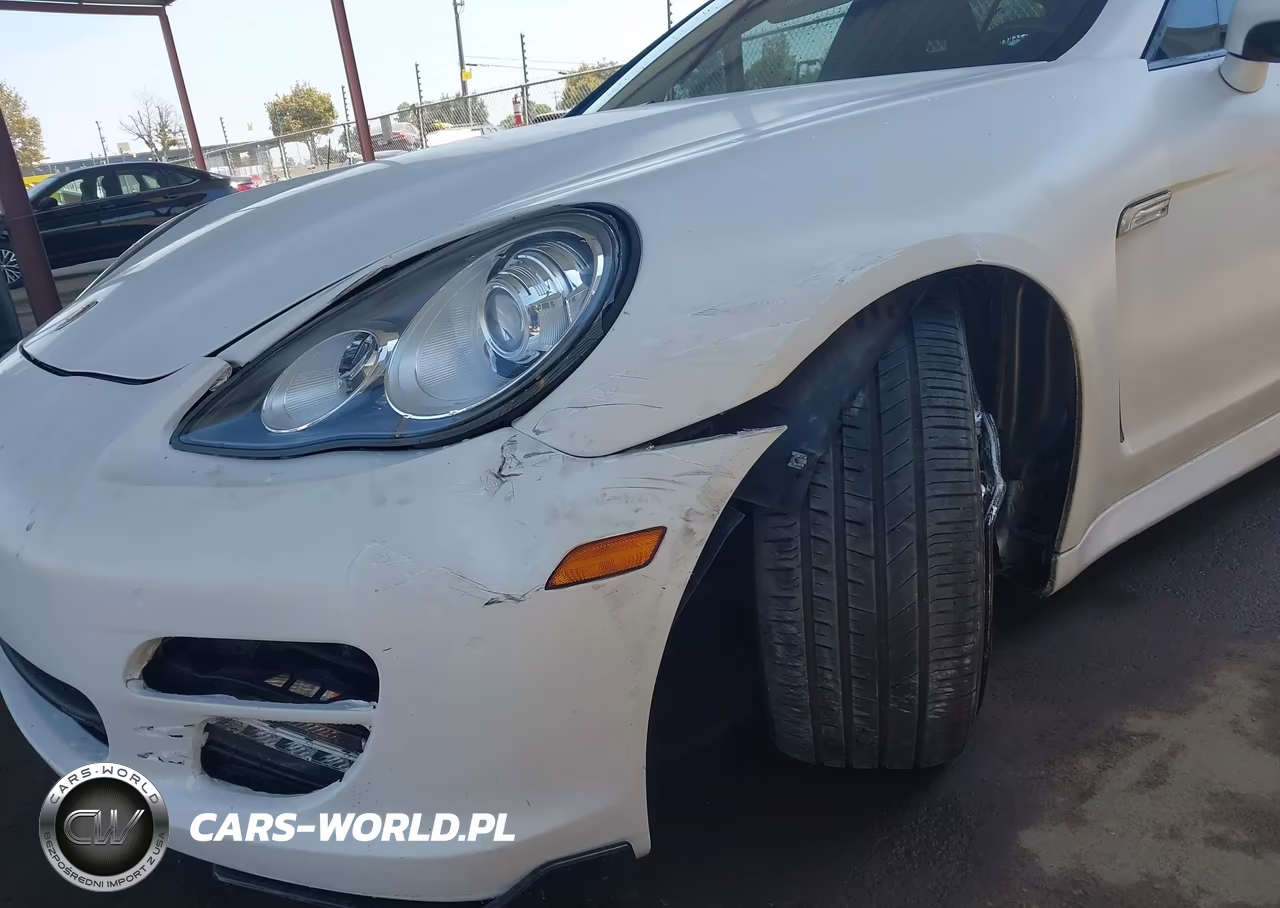 2011 Porsche Panamera 4 VIN:WP0AA2A76BL018075 - 6