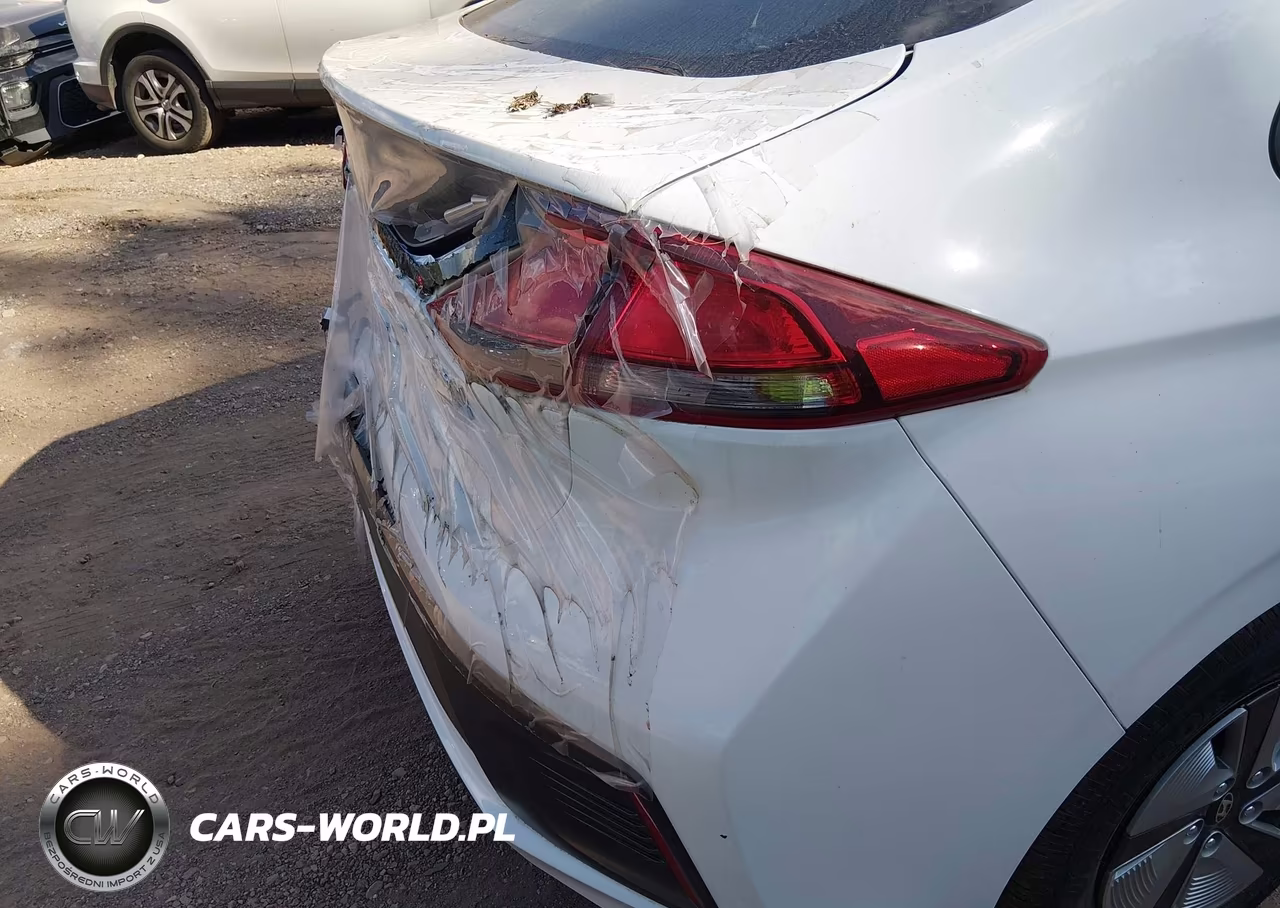 2021 Hyundai Ioniq Hybrid Blue VIN:KMHC65LCXMU247857 - 13