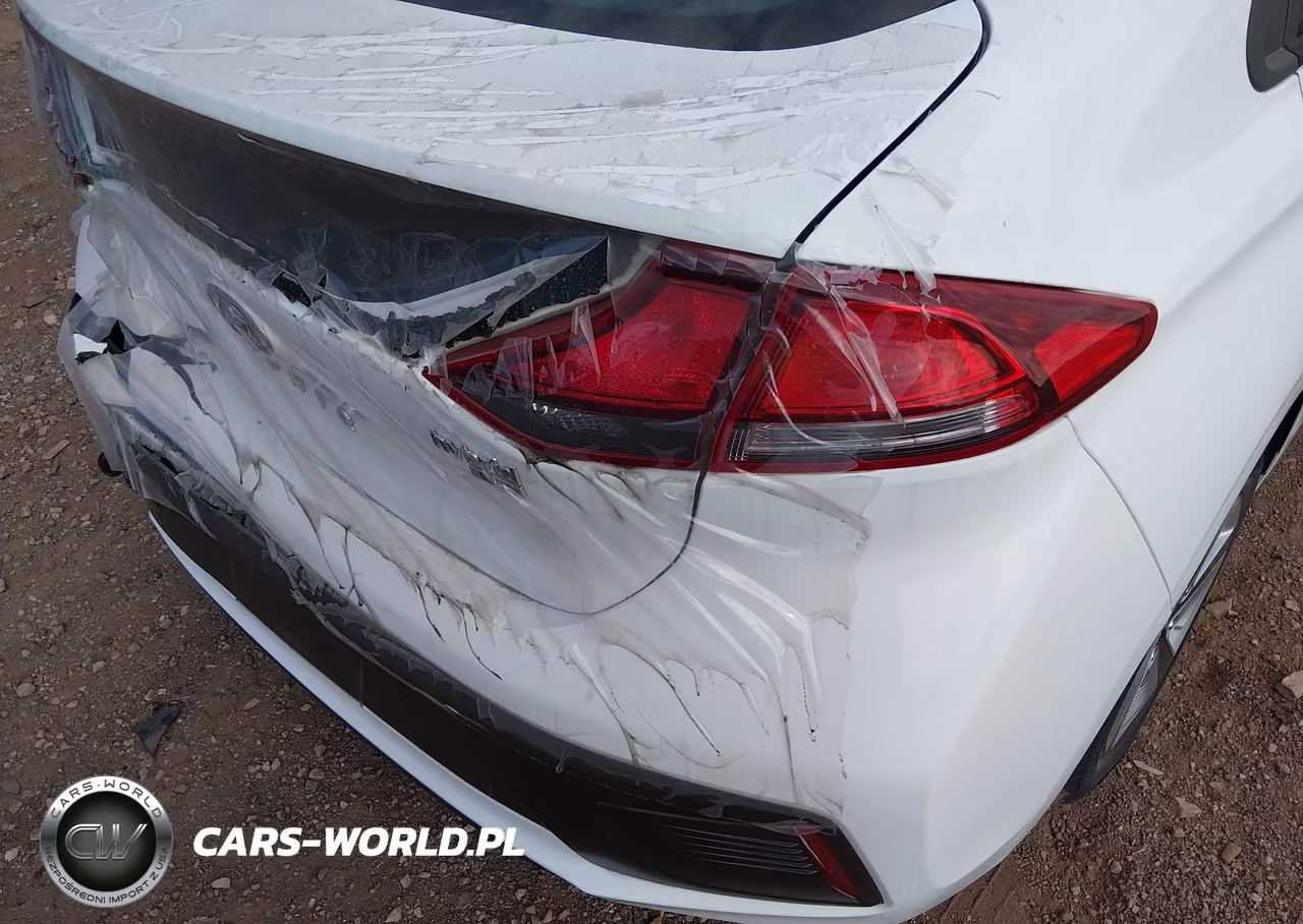 2021 Hyundai Ioniq Hybrid Blue VIN:KMHC65LCXMU247857 - 22
