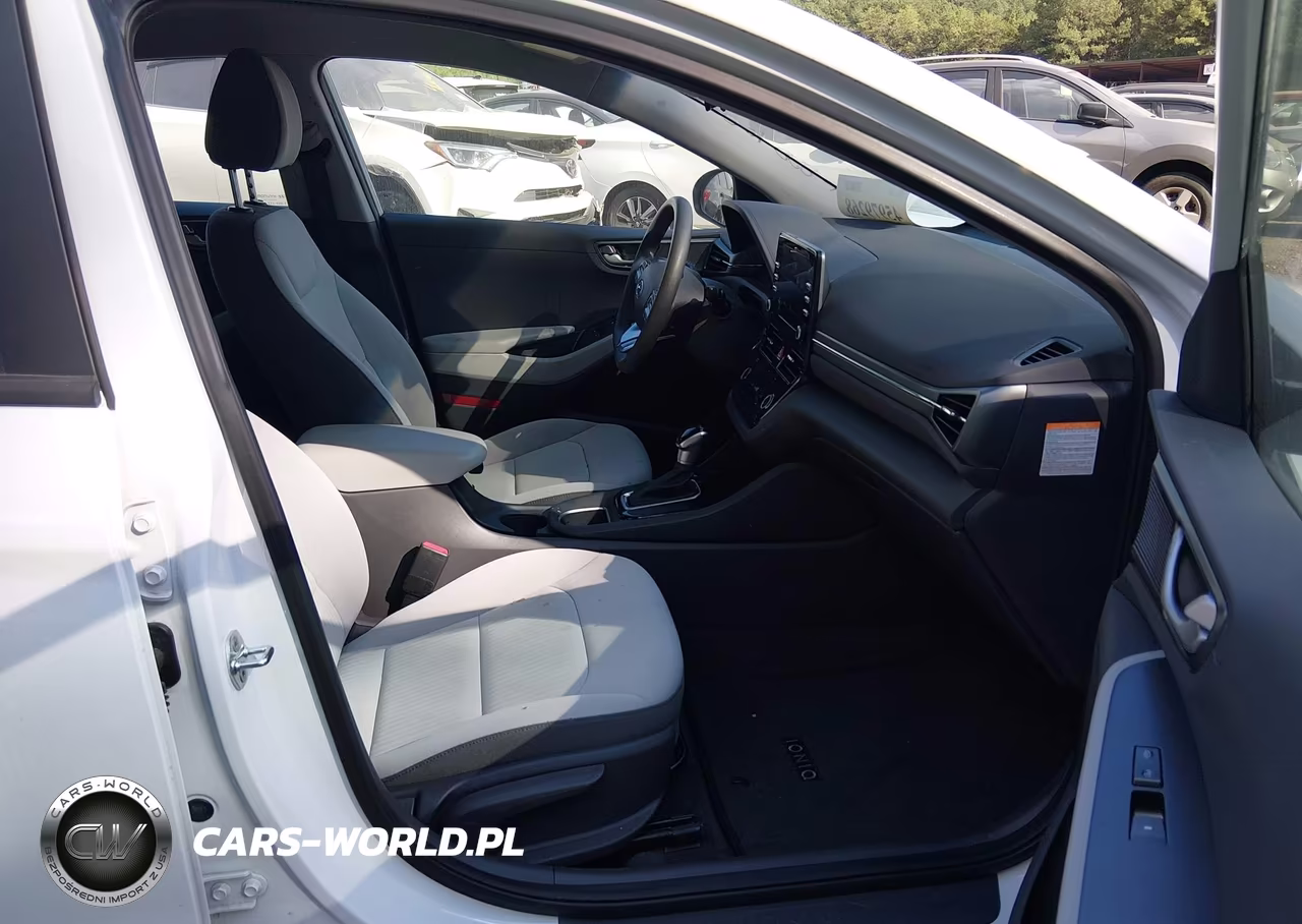 2021 Hyundai Ioniq Hybrid Blue VIN:KMHC65LCXMU247857 - 5