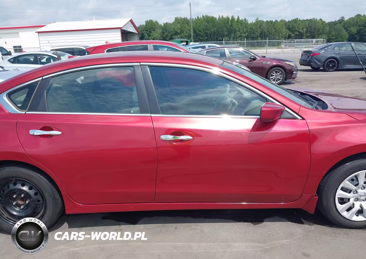 2015 Nissan Altima 2.5 S VIN:1N4AL3AP0FC196916 - 13