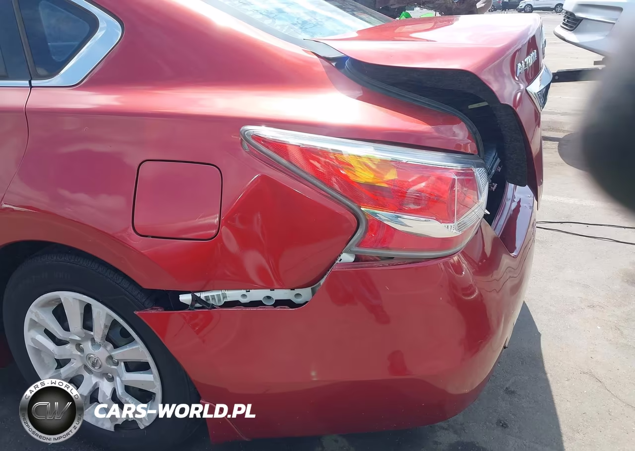 2015 Nissan Altima 2.5 S VIN:1N4AL3AP0FC196916 - 17