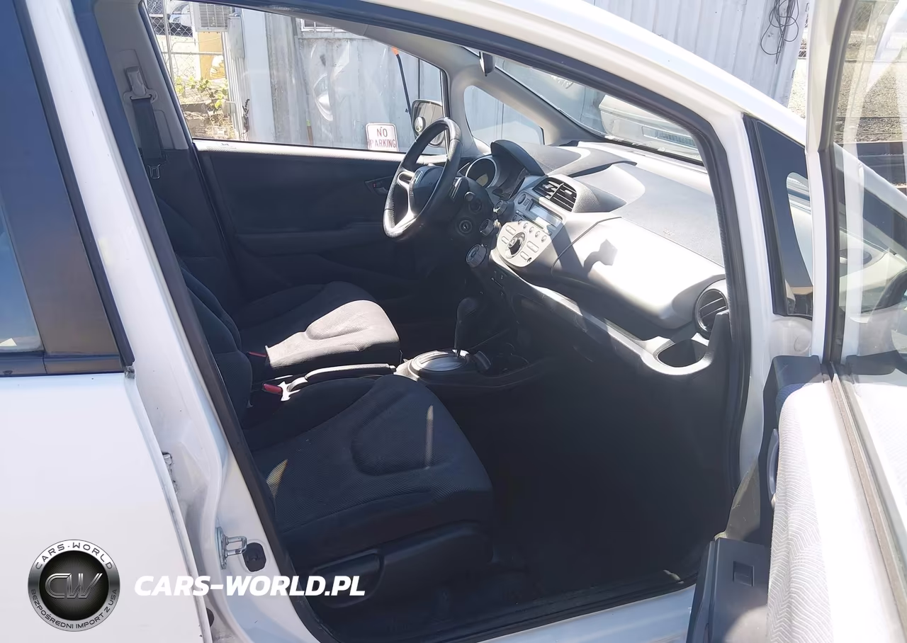 2009 Honda Fit Sport VIN:JHMGE88429S017033 - 5