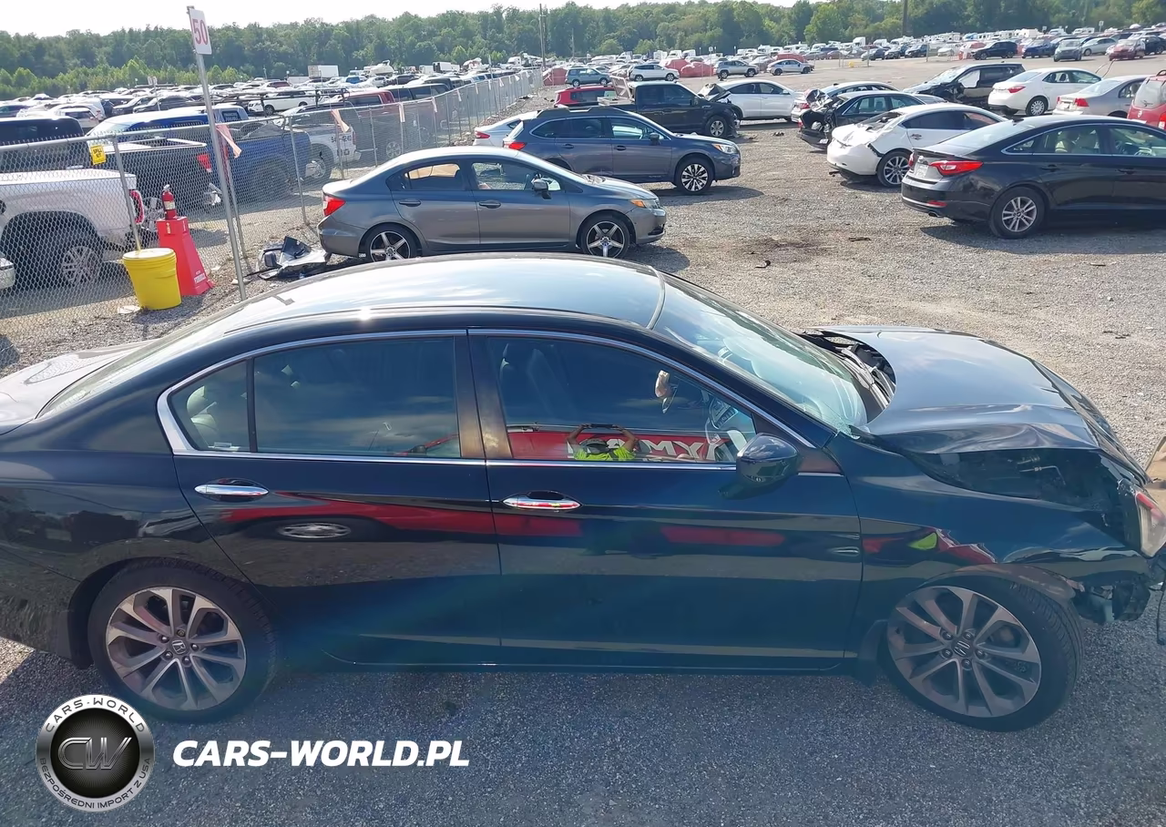 2014 Honda Accord Sport VIN:1HGCR2F58EA100402 - 14