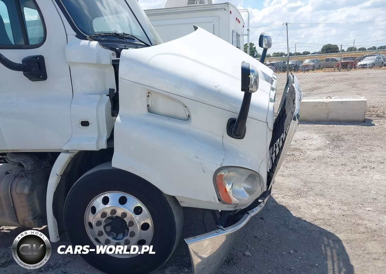 2013 Freightliner Cascadia 113 VIN:1FUJGBDV7DLBW4055 - 13