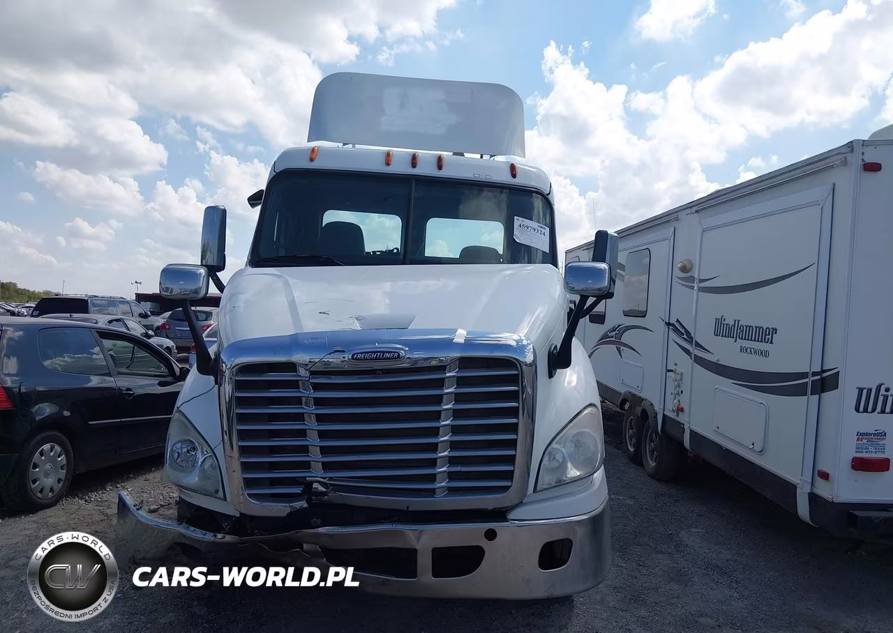 2013 Freightliner Cascadia 113 VIN:1FUJGBDV7DLBW4055 - 16