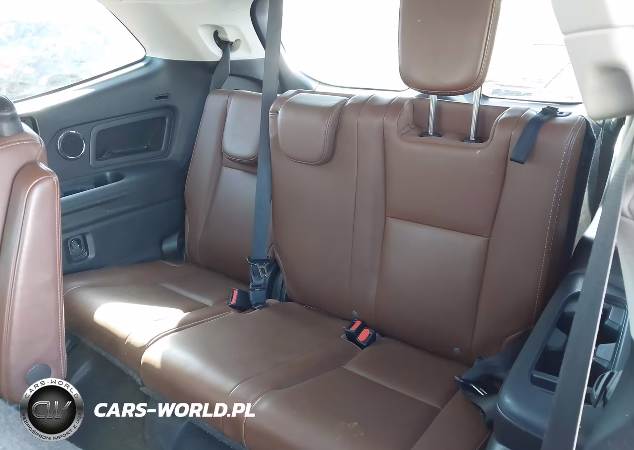 2019 Subaru Ascent Touring VIN:4S4WMARD2K3485264 - 18