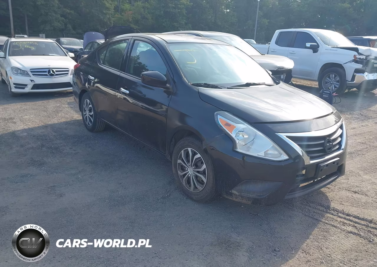 2015 Nissan Versa 1.6 Sv