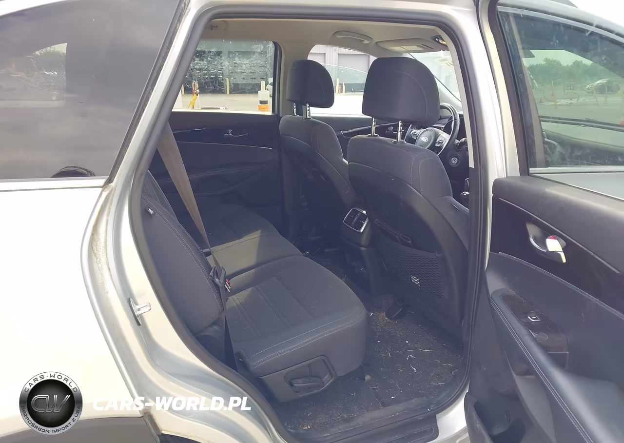 2017 Kia Sorento 2.4L Lx VIN:5XYPGDA37HG246222 - 8