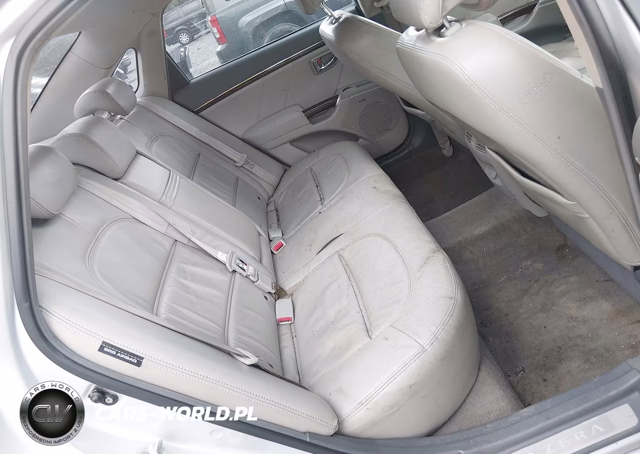 2010 Hyundai Azera Limited VIN:KMHFC4DF9AA474267 - 8