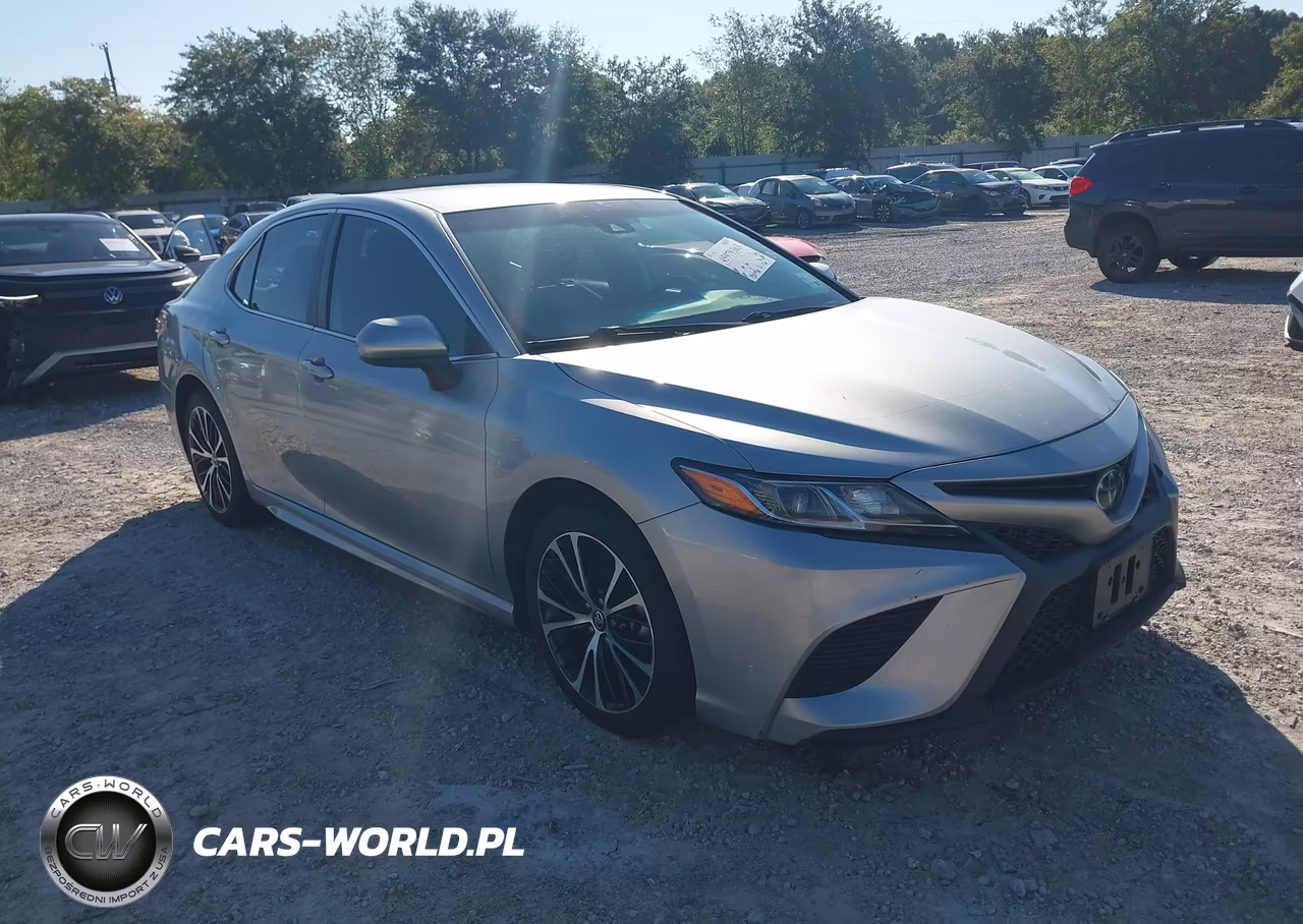 2019 Toyota Camry Se – zdjęcie 1 z 16