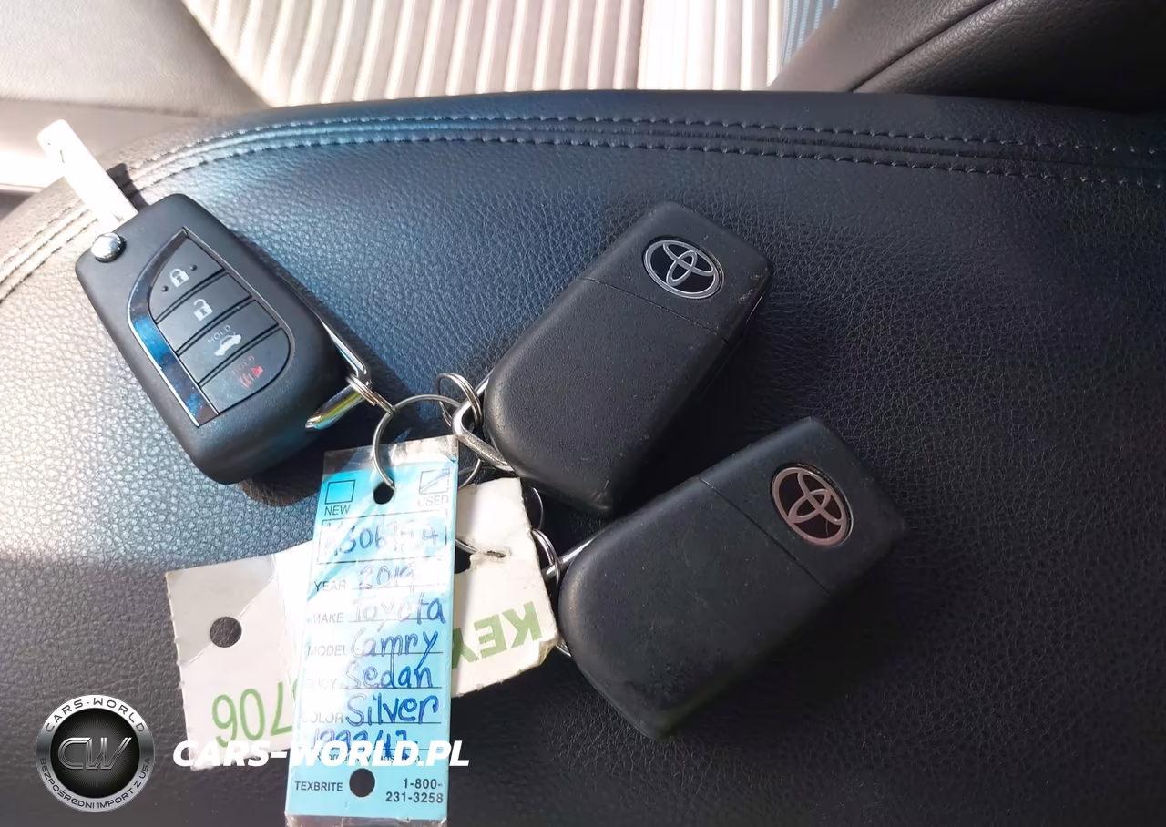 2019 Toyota Camry Se VIN:4T1B11HK0KU199947 - 11