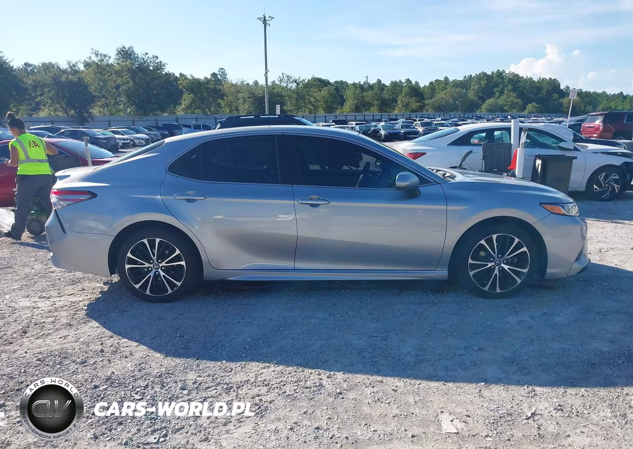 2019 Toyota Camry Se VIN:4T1B11HK0KU199947 - 13