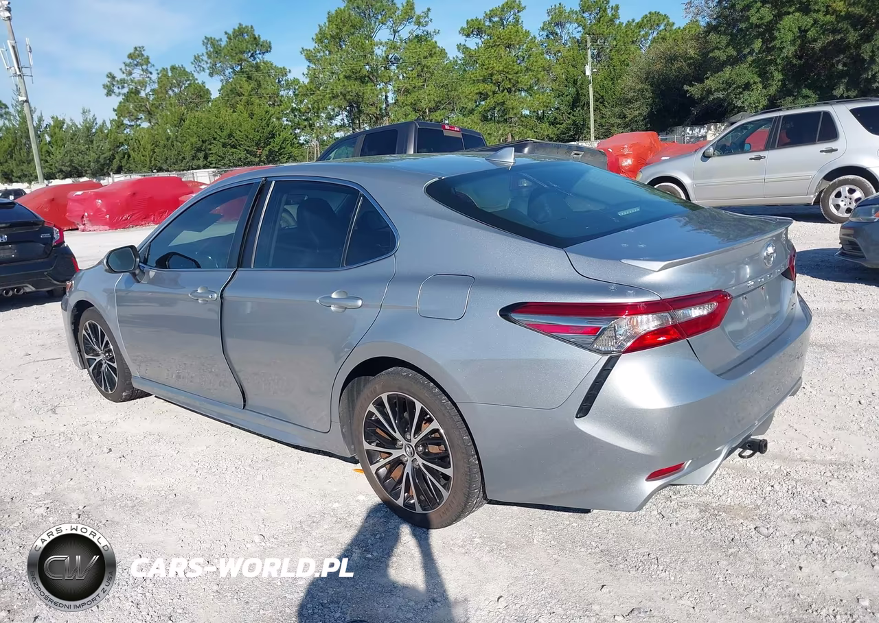 2019 Toyota Camry Se VIN:4T1B11HK0KU199947 - 3