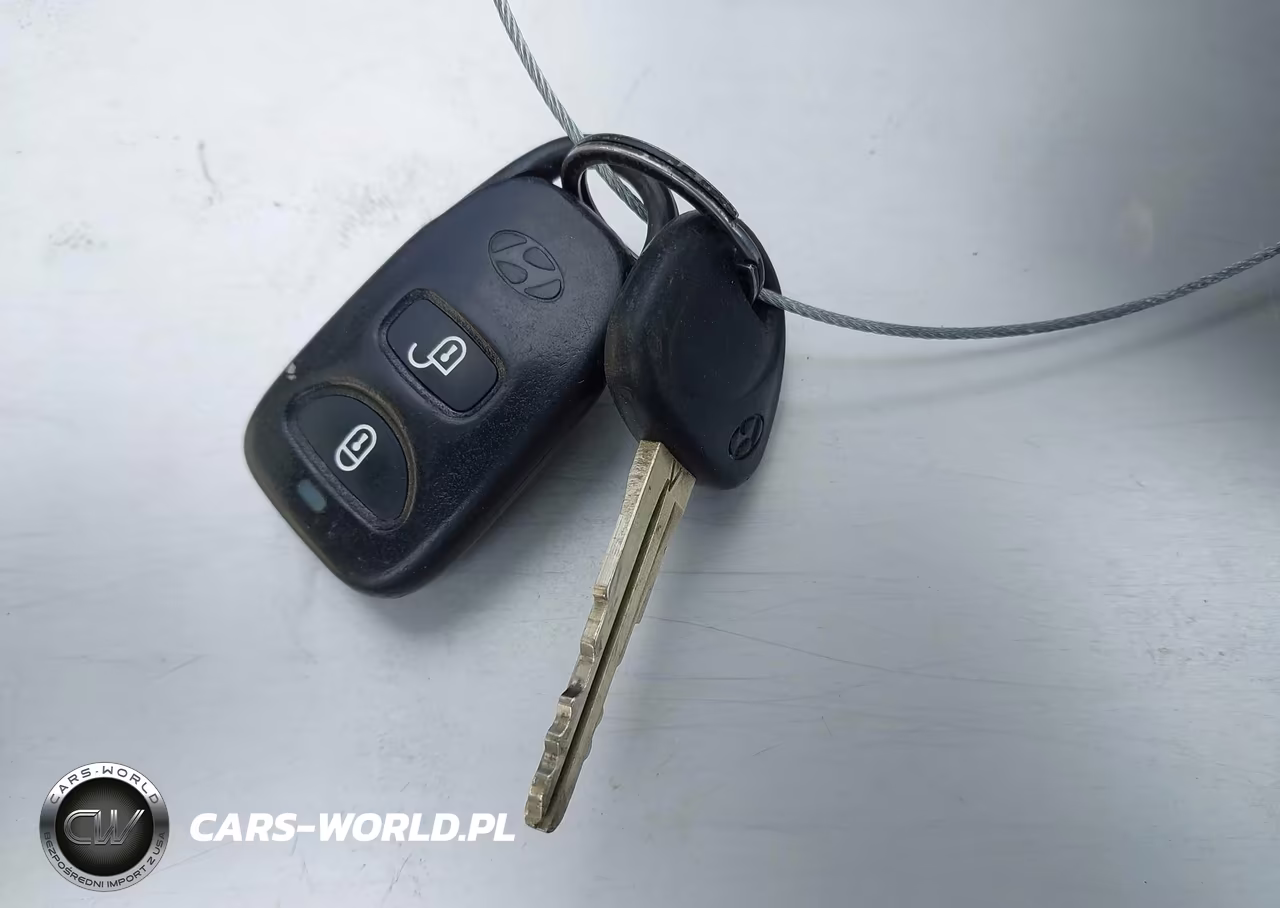 2007 Hyundai Accent Gs VIN:KMHCM36C87U015820 - 11
